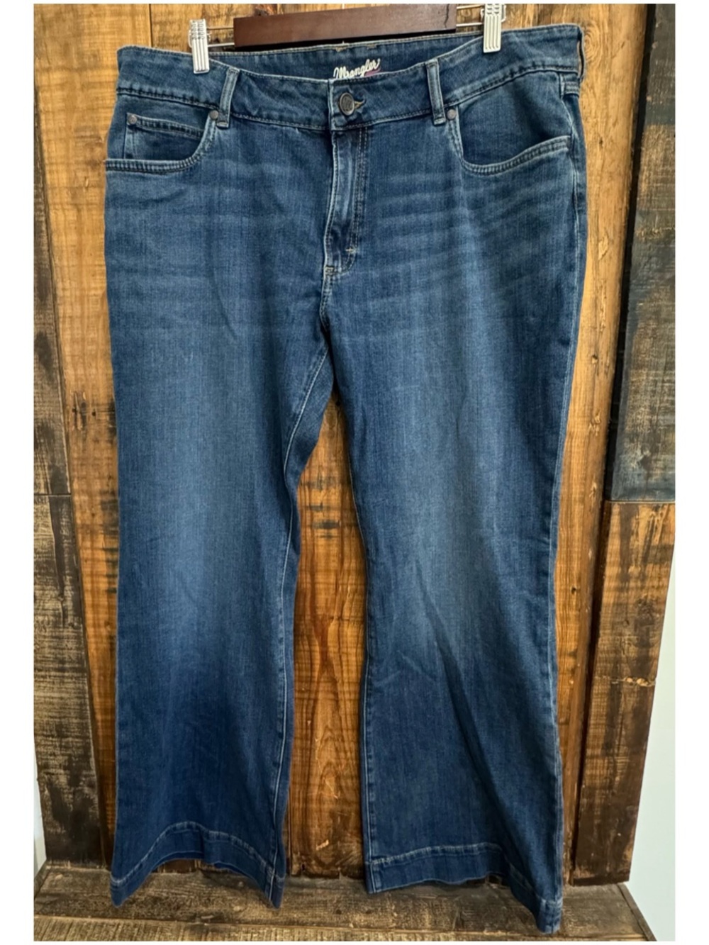 Wrangler Retro Jeans Mae Mid Rise Women’s 35x32 Trouser Leg Dark Wash Western